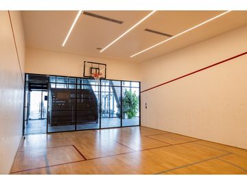 Se vende apartamento para inversión en Victory Sport- Coco del Mar