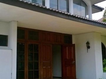 DIJUAL RUMAH di Jl DARMAWANGSA, KEBAYORAN BARU, JAKSEL