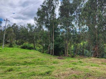 En Venta Terreno de 2.2 hectareas, sector valle de los chillos