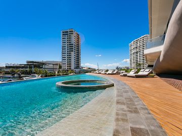 ​Departamento en la icónica Shark Tower!!  Apartment in the iconic Shark Tower!!
