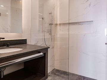 ​Departamento en la icónica Shark Tower!!  Apartment in the iconic Shark Tower!!