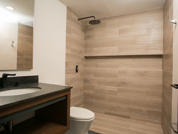 ​Departamento en la icónica Shark Tower!!  Apartment in the iconic Shark Tower!!
