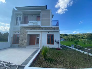 Jual Rumah 2 Lantai Ekslusif di Dekat Kids Fun Jogja