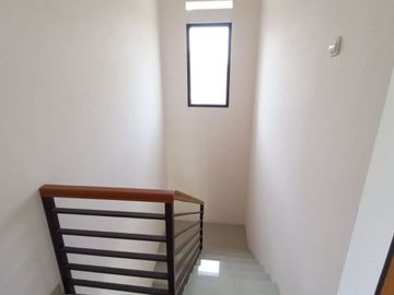 Dijual rumah mewah limited stock murah cantik rasa villa di Pasir impun
