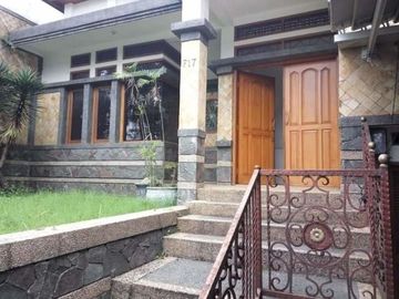 Dibawah harga pasar !! Rumah pondok hijau gegerkalong dekat setiabudi bandung