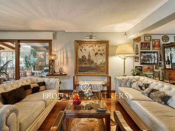 Casa en La Reina con excelente ubicación cercana a Colegios