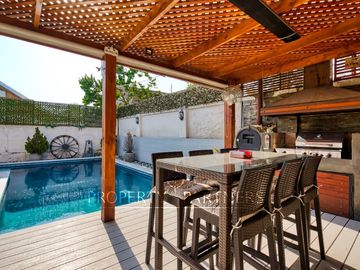 Casa en La Reina con excelente ubicación cercana a Colegios
