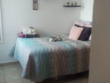 Se Vende Casa en Candiles, Ubicadisima, 3 Recamaras, 2.5 Baños, Preciosa.