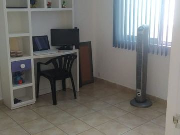 Se Vende Casa en Candiles, Ubicadisima, 3 Recamaras, 2.5 Baños, Preciosa.