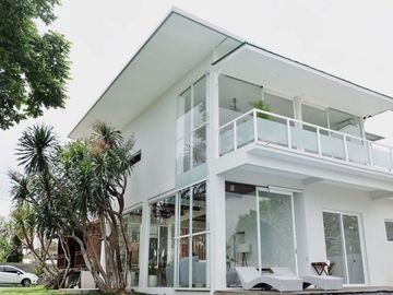 Villa Casanara For Freehold and Leasehold Sale