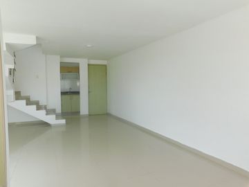 apartamento en arriendo/venta en altamira. Cod A91236