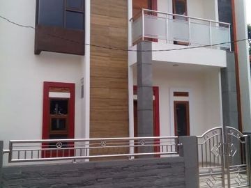 Rumah hook siap huni bangunan baru 2 lantai dekat rsud ujungberung kota bandung | MARTININGSIH