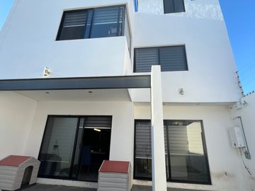 CASA EN VENTA VILLAMAGNA SLP