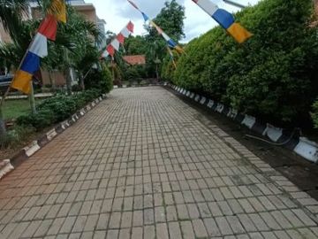 rumah cantik dipancoran mas depok,500 mter dri jalan raya sawangan