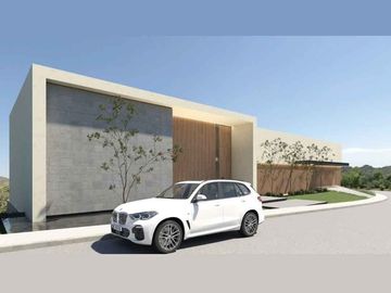 CASA RESIDENCIAL EN VENTA/RENTA EN EL CLUB DENTRO DEL CAMPO DE GOLF TRES MARIAS