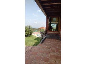 Venta de Casa Campestre Condominio Arroyohondo Norte de Cali.