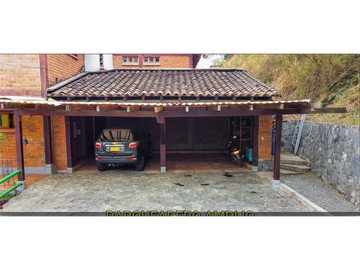 Venta de Casa Campestre Condominio Arroyohondo Norte de Cali.