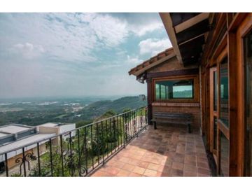 Venta de Casa Campestre Condominio Arroyohondo Norte de Cali.