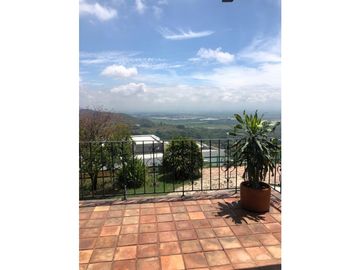 Venta de Casa Campestre Condominio Arroyohondo Norte de Cali.