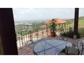 Venta de Casa Campestre Condominio Arroyohondo Norte de Cali.
