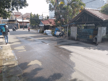 Rumah Lokasi Strategis Di Pondok Kelapa S5425