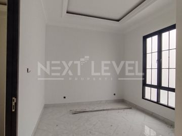 Rumah Mewah Baru Gress Surabaya Timur