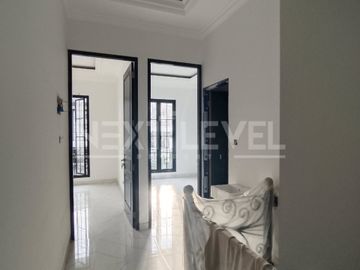 Rumah Mewah Baru Gress Surabaya Timur