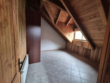 Casa en venta de 9 dorm. en Los Angeles