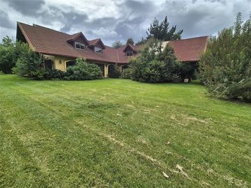 Casa en venta de 9 dorm. en Los Angeles