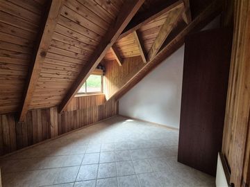Casa en venta de 9 dorm. en Los Angeles