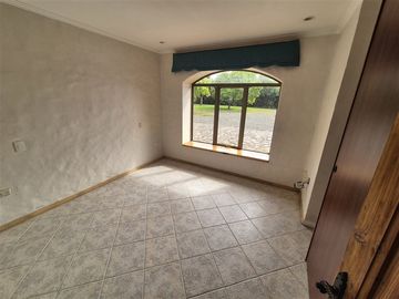 Casa en venta de 9 dorm. en Los Angeles