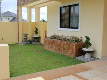 4 Bedroom House for SALE or RENT in Hensonville Angeles City Near SM Clark