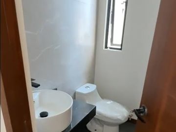 VENTA CASA EN VILLA MAGNA