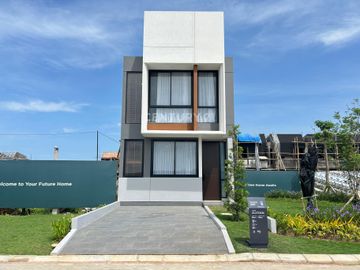 Rumah 2 Lantai Cicilan 4 Jtan Dekat Kampus Unhas Makassar