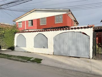 Casa en arriendo de 3 dorm. en La Florida