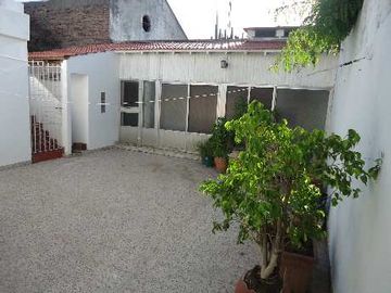 Casa en venta en Lanus Oeste