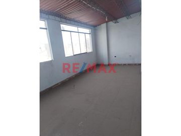 SE VENDE DEPARTAMENTO TRIPLEX A 4 CASAS DE LA AVENIDA PRINCIPAL 26 DE MARZO EN FLORENCIA DE MORA 

CUENTA CON 3 PISOS

3 HABITACIONES
COCINA
SAL