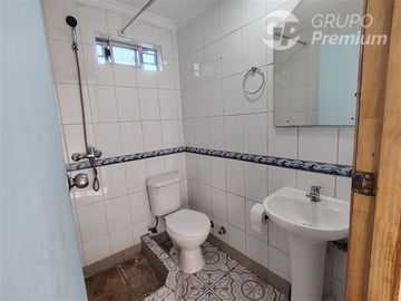 CASA CERCANA A METRO LOS LIBERTADORES HUECHURABA
