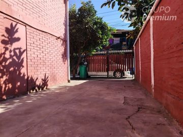CASA CERCANA A METRO LOS LIBERTADORES HUECHURABA