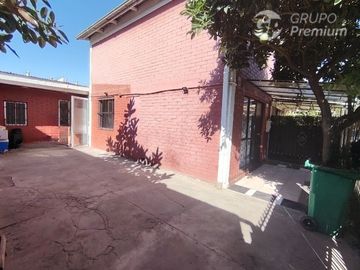 CASA CERCANA A METRO LOS LIBERTADORES HUECHURABA