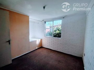 CASA CERCANA A METRO LOS LIBERTADORES HUECHURABA