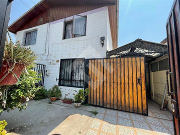 Casa en Venta en Av. Cuatro Poniente con La Tinajas