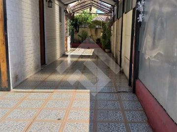 Casa en Venta en Av. Cuatro Poniente con La Tinajas