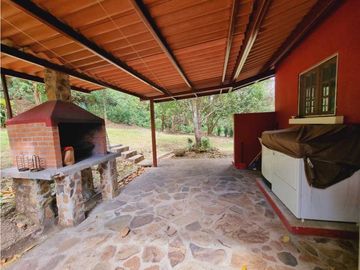 CASA DE CAMPO AMOBLADA EN ALTOS DEL MARIA NATURALEZA PURA