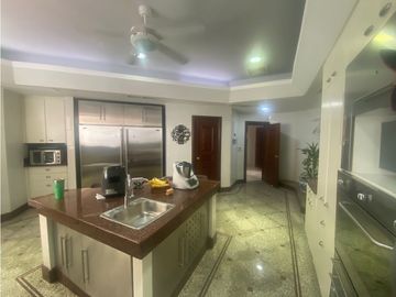 Venta de casa en San Francisco, Altos del Golf