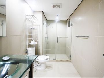 UNFURNISHED 2BR UNIT FOR RENT AT LIROVILLE CONDOMINIUM