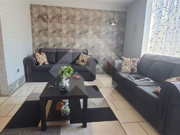 Casa en Venta en Clotario Blest 1852