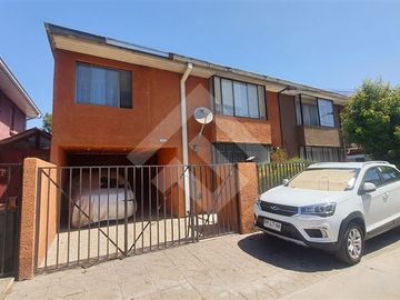 Casa en Venta en Clotario Blest 1852