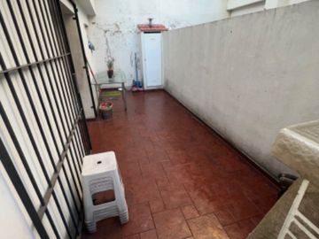 Departamento Tipo Casa en venta en Lanus Oeste