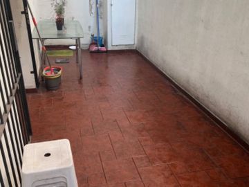 Departamento Tipo Casa en venta en Lanus Oeste